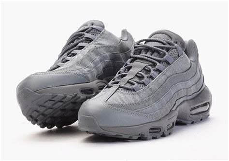 nike 95 grijs stylefile|Nike 95 colorway.